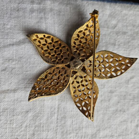 Vintage Flower Ocean Star Brooch, Faux Pearl & Turquoise - Picture 3 of 3